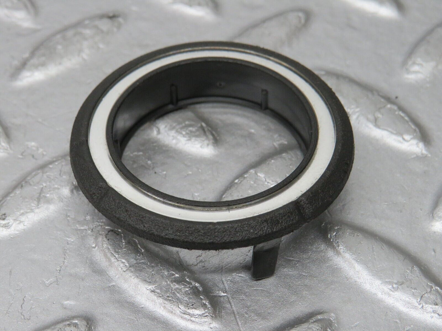 33437 Mercedes-Benz W202 C180 Ignition Switch Surround Chrome Ring 2026890480