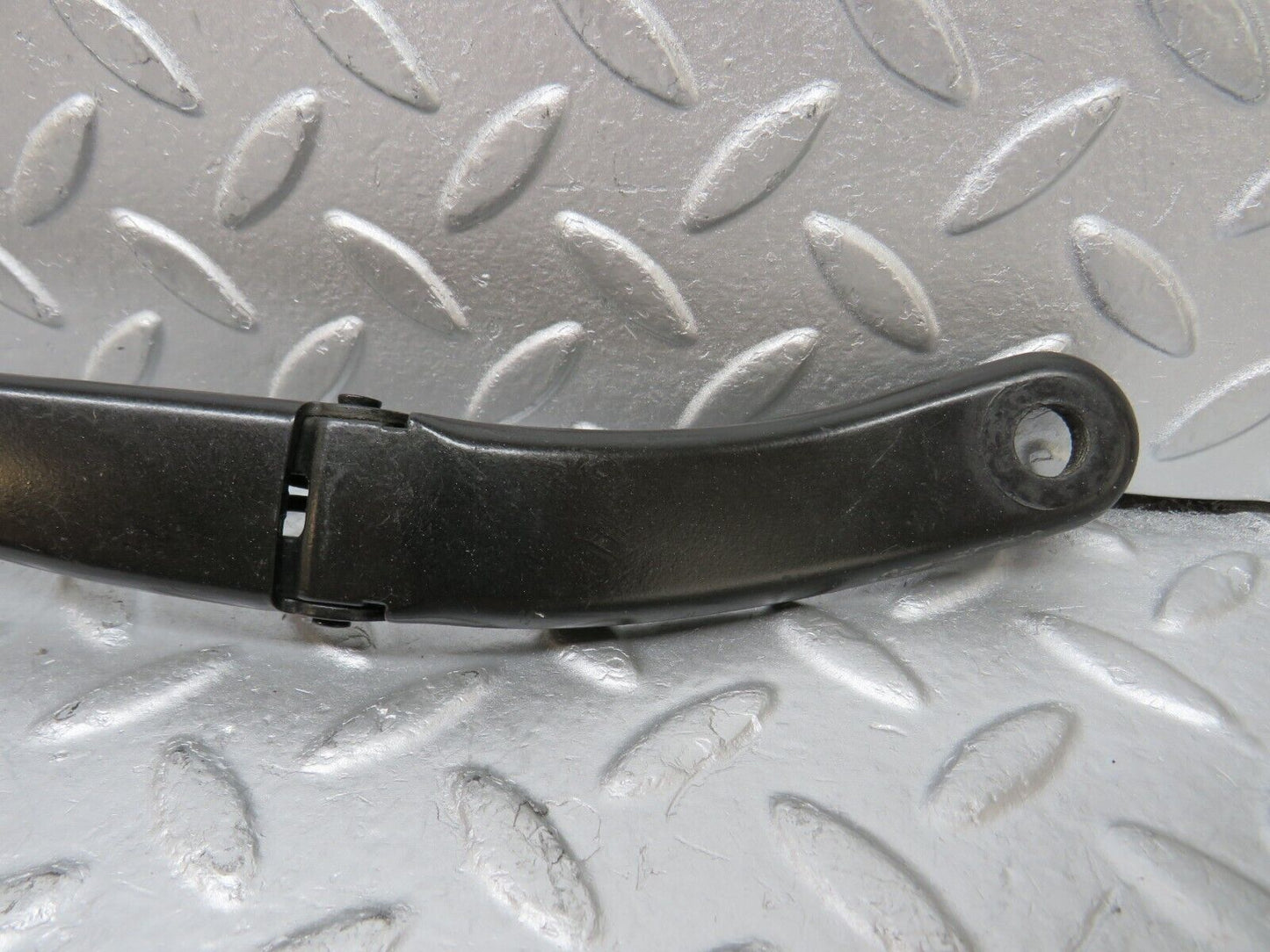 35265 Mercedes-Benz W221 Front Windscreen Wiper Arm Bosch