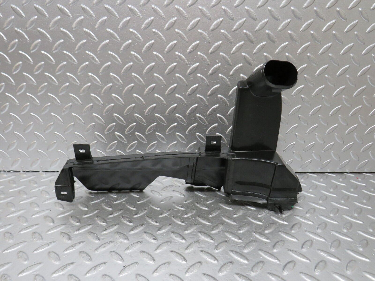 25005 Mercedes-Benz W140 S320 Engine Bay Water Drain Right 1406280473