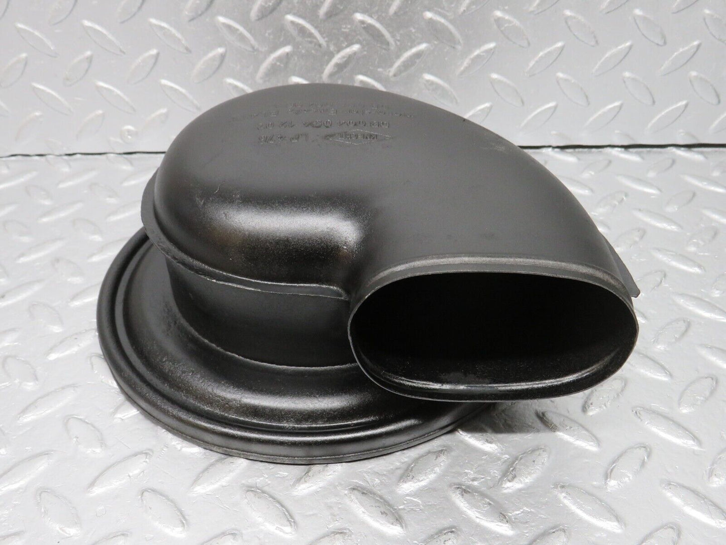 40381 Mercedes-Benz W110 230 Air Filter Housing Cap 0040941202 0000949804