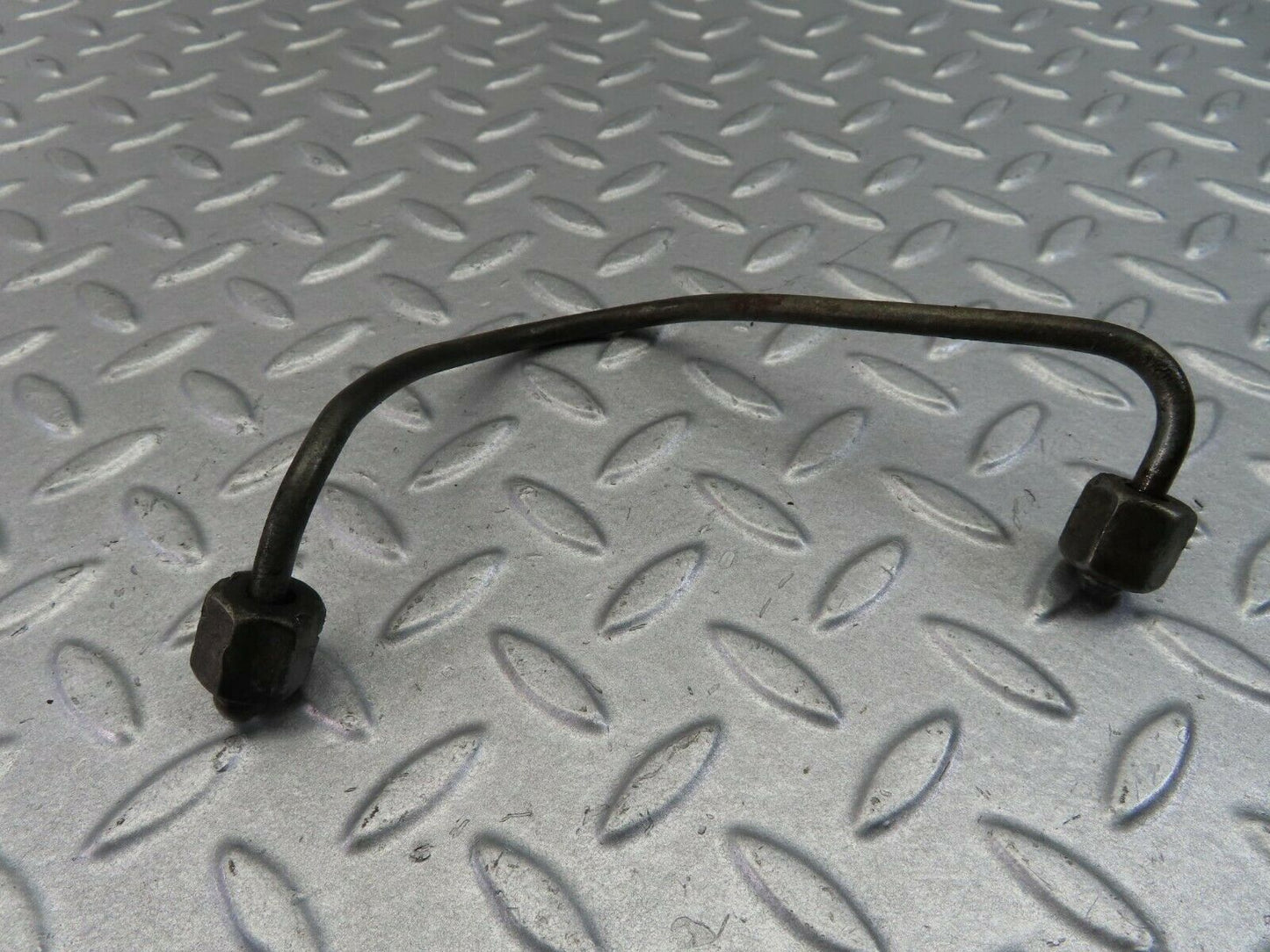 7977 Mercedes-Benz W115 220D Fuel Line Hose Set With Bracket