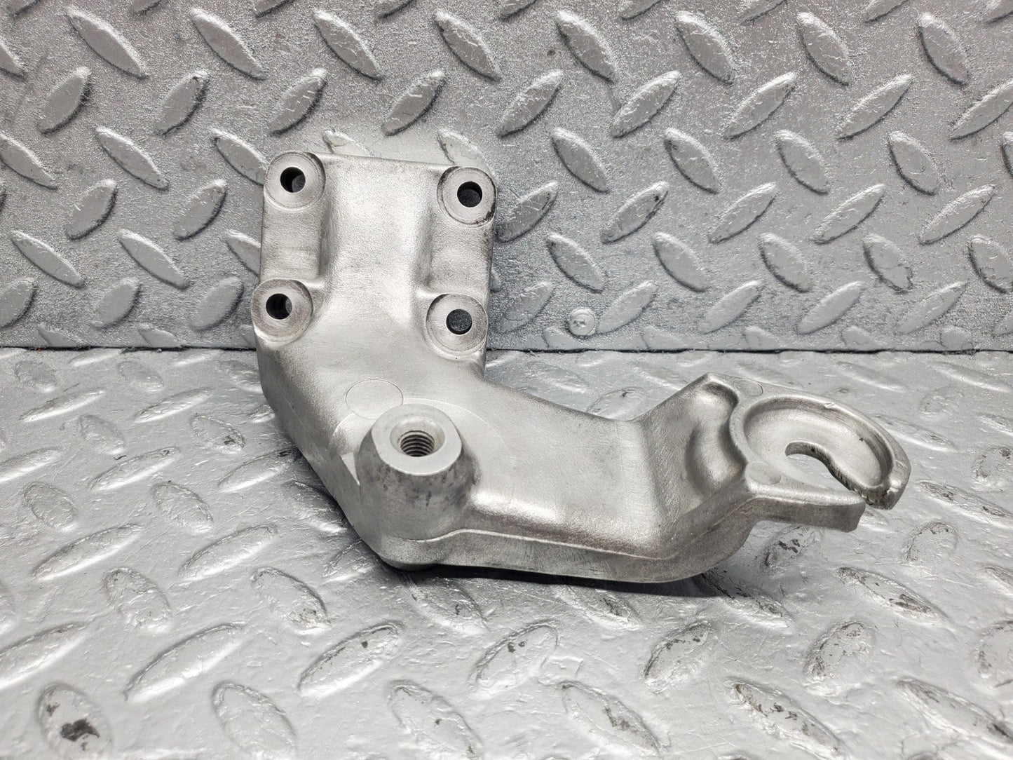 W126 Coupe engine mount bracket left used OEM