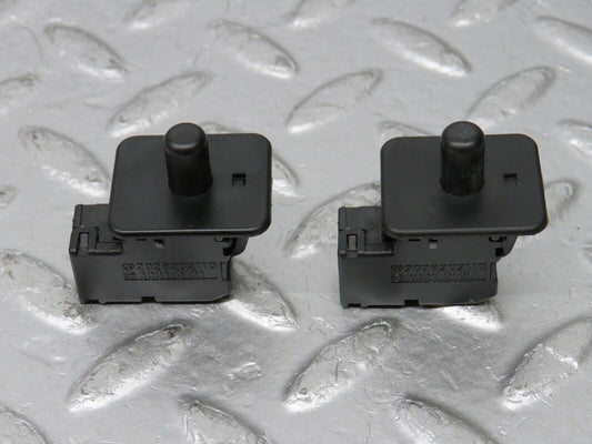 33459 Mercedes-Benz W202 C180 Door Contact Switch 2x 2028202110