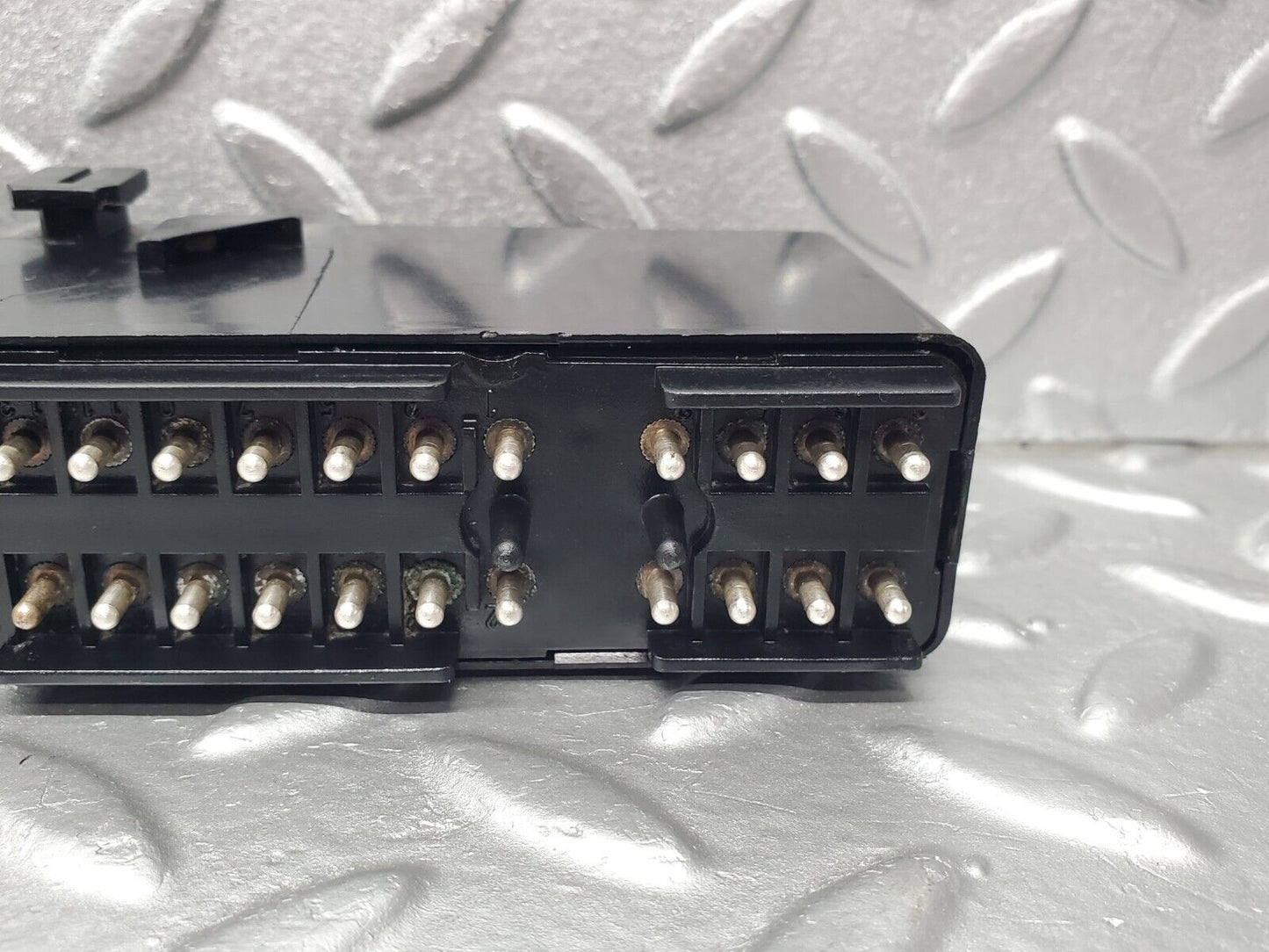 46784 Mercedes-Benz R129 320SL Coupe Light Control Unit 1295420332