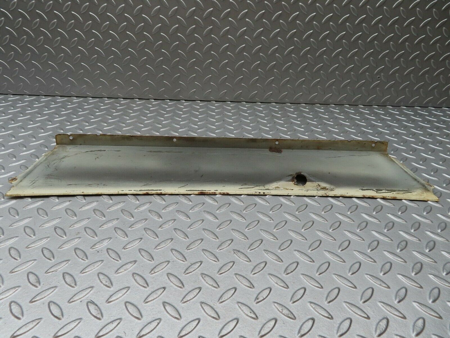 4036 Mercedes-Benz S123 200T Wagon Wiper Motor Assembly Cover Access Panel
