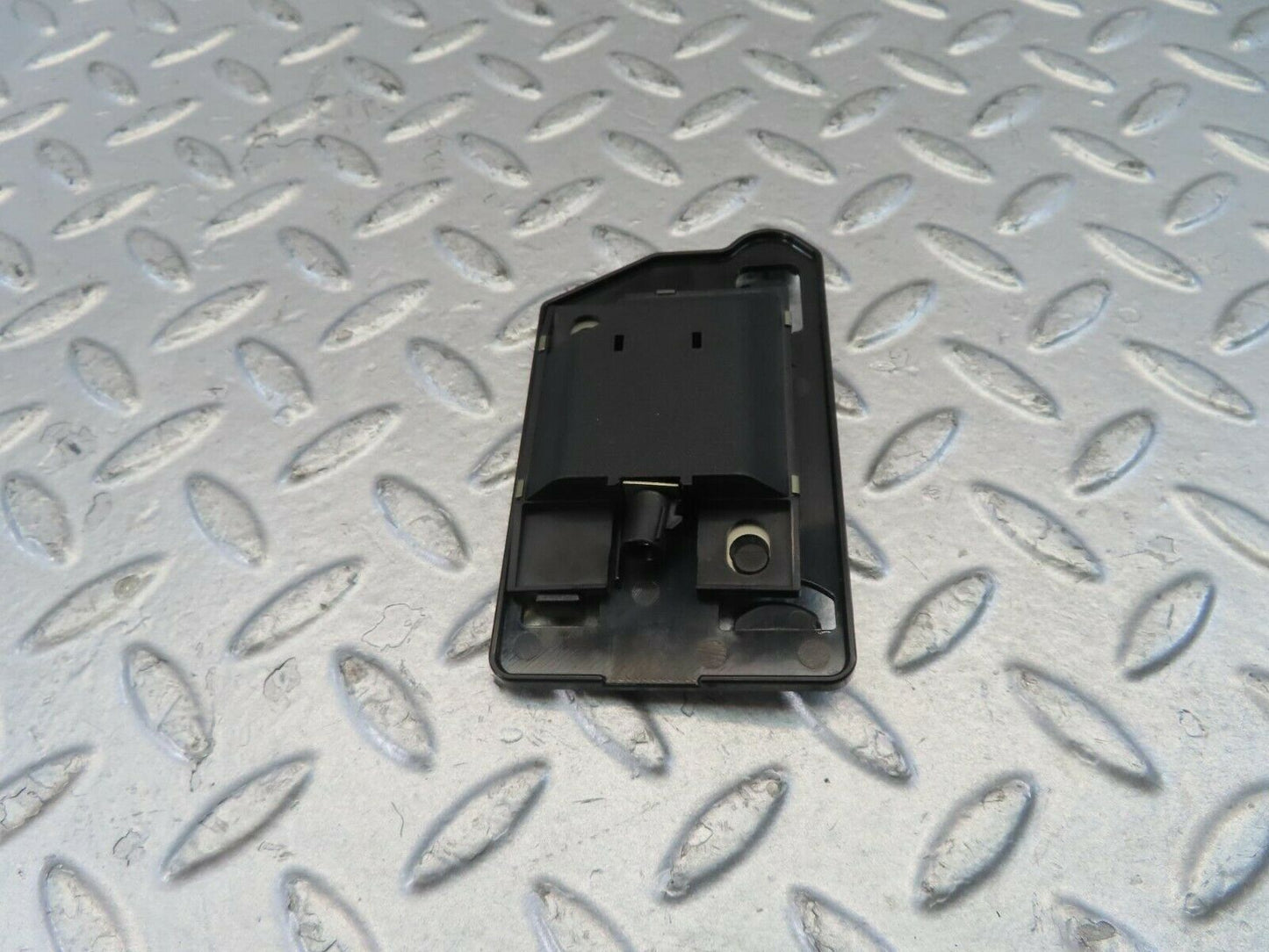 11135 Mercedes-Benz W221 S320 Bluetooth Phone Antenna Amplifier 2118203375