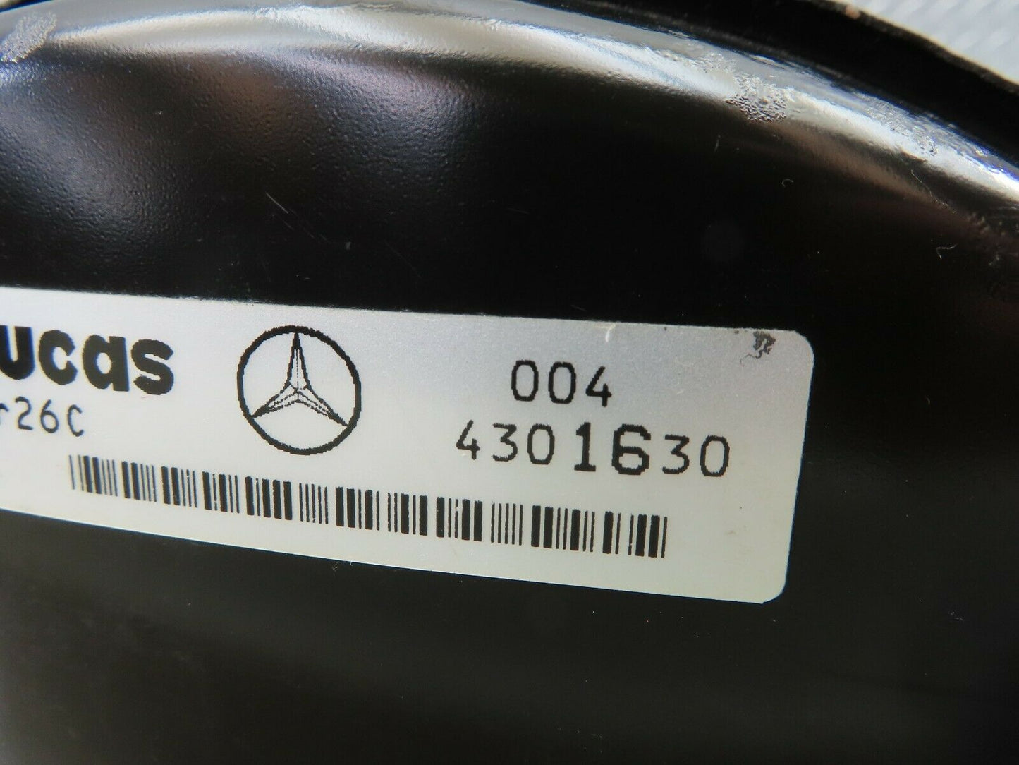 6604 Mercedes-Benz S124 E220 Wagon Brake Booster & Master Cylinder 0044301630