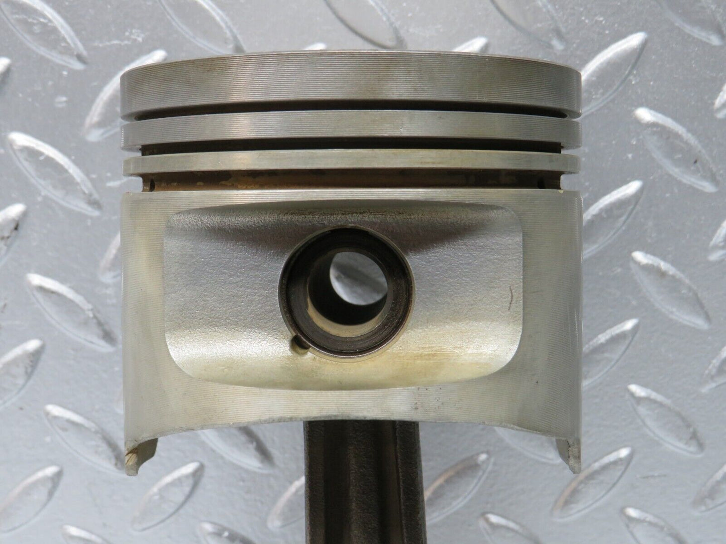 29912 Mercedes-Benz W123 230E Piston With Connecting Rod 96.47 mm 10200