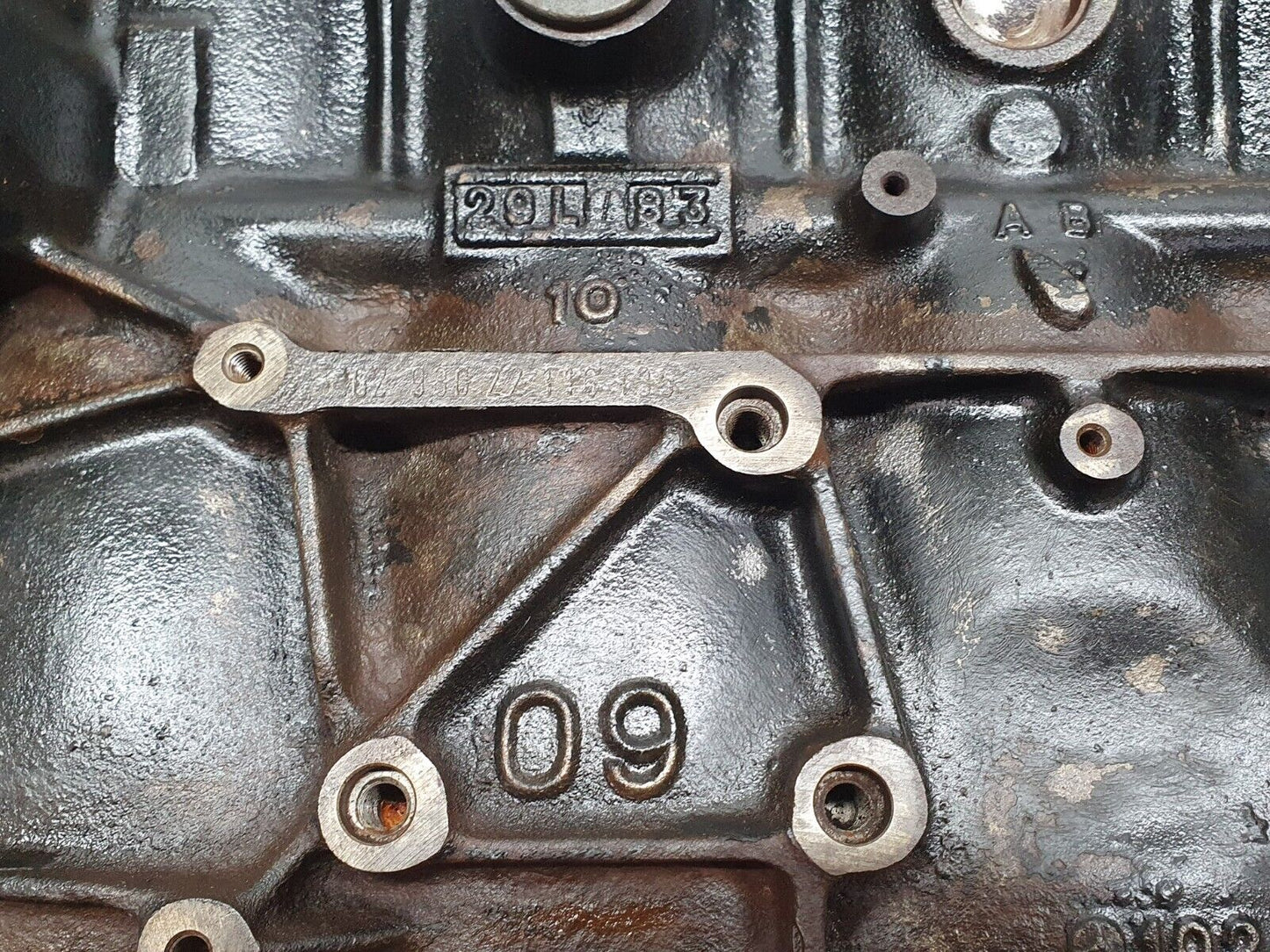 44210 Mercedes-Benz C123 230CE Coupe Engine Block 102.980 1020110901