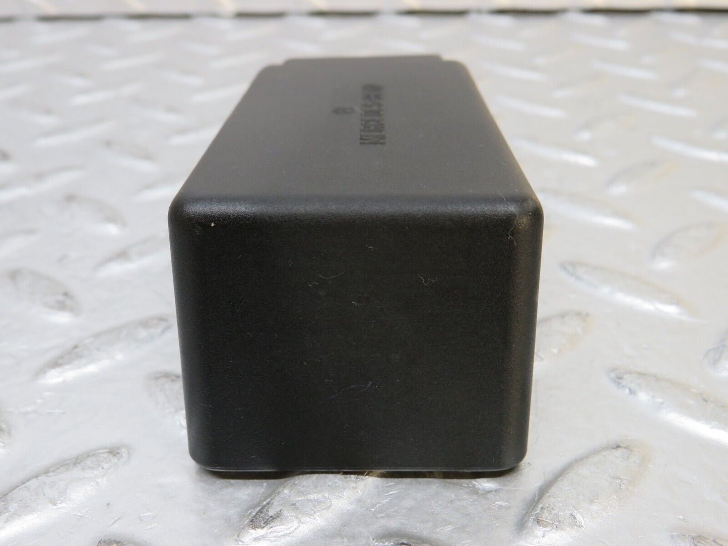 26881 Mercedes-Benz W123 240D Heater Plug Timer Relay Cover 0005454145