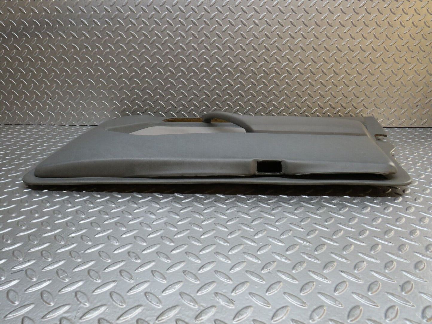 32339 Mercedes-Benz S124 300TE Wagon Front Right Door Card Grey