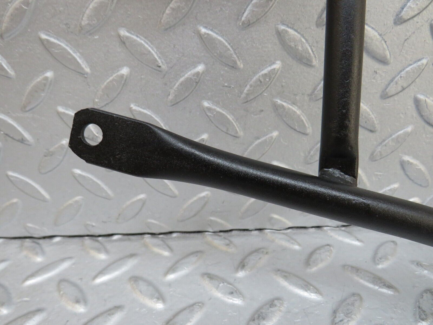 37365 Mercedes-Benz W109 300SEL Front Reinforcement Bar