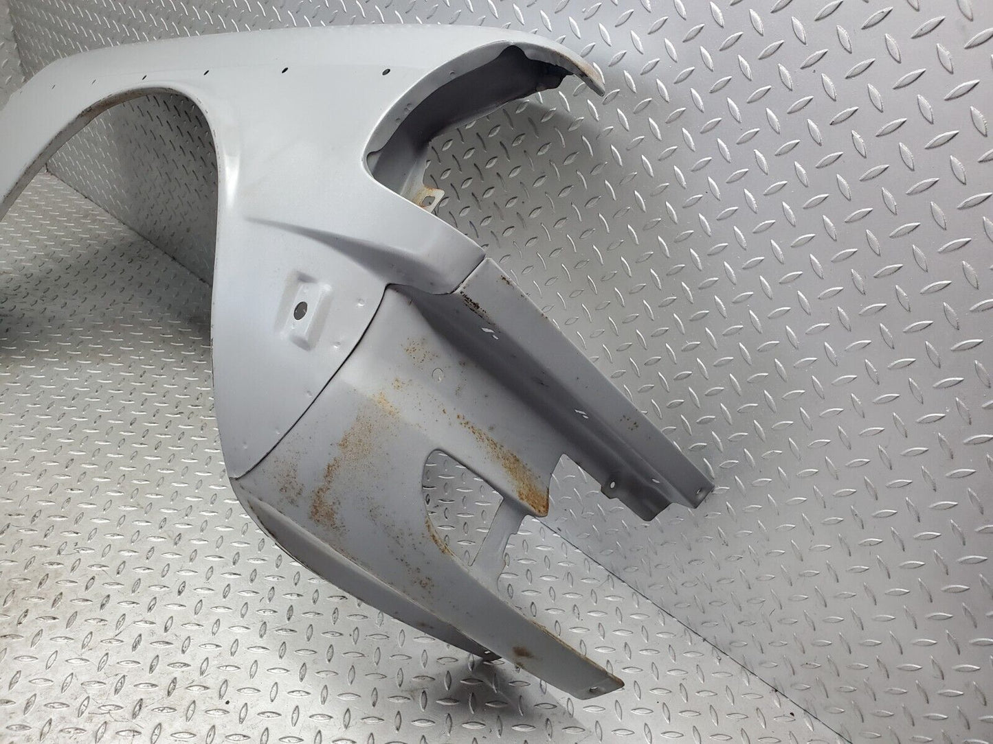 44444 Mercedes-Benz W123 280E Front Right Wing Fender
