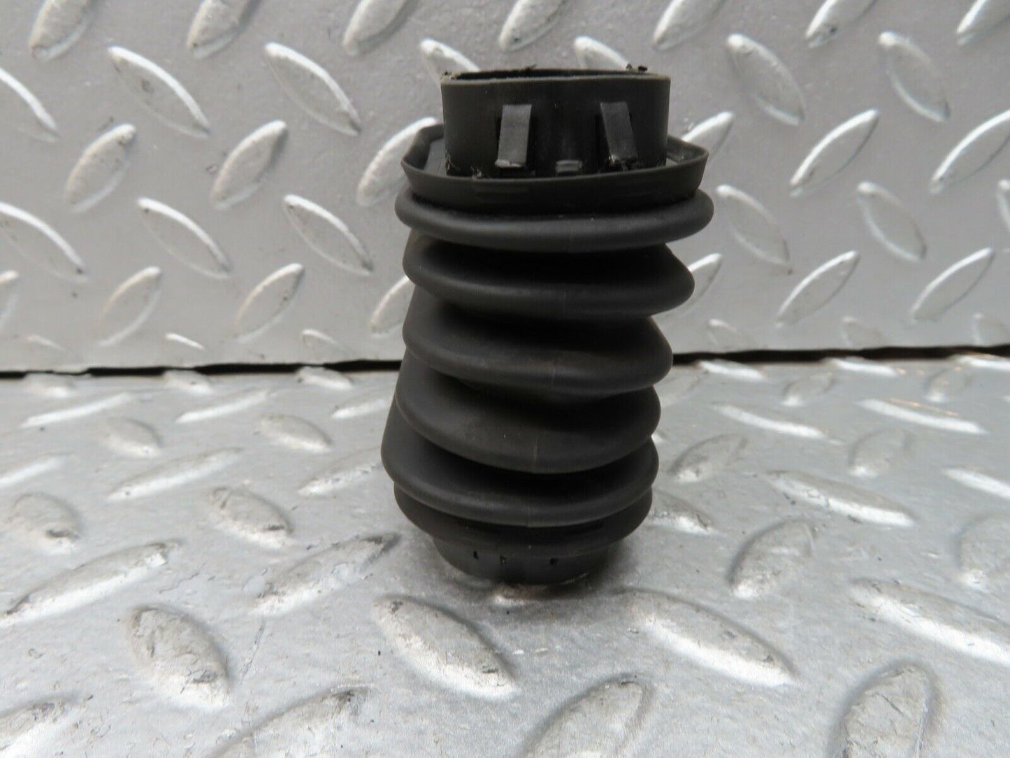 19628 Mercedes-Benz C140 CL420 Coupe Door Wire Protector Rubber 1408210597