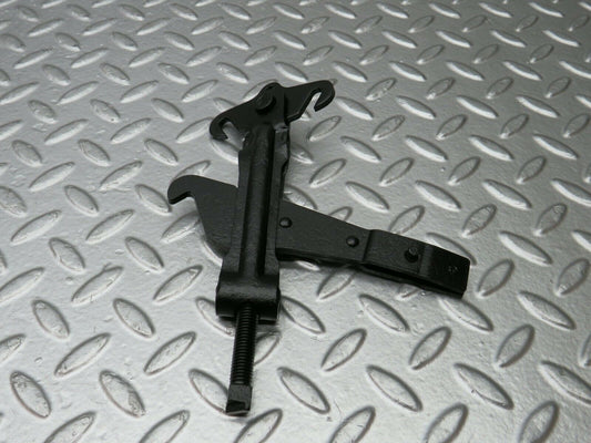 24153 Mercedes-Benz W123 280E Handbrake Regulator
