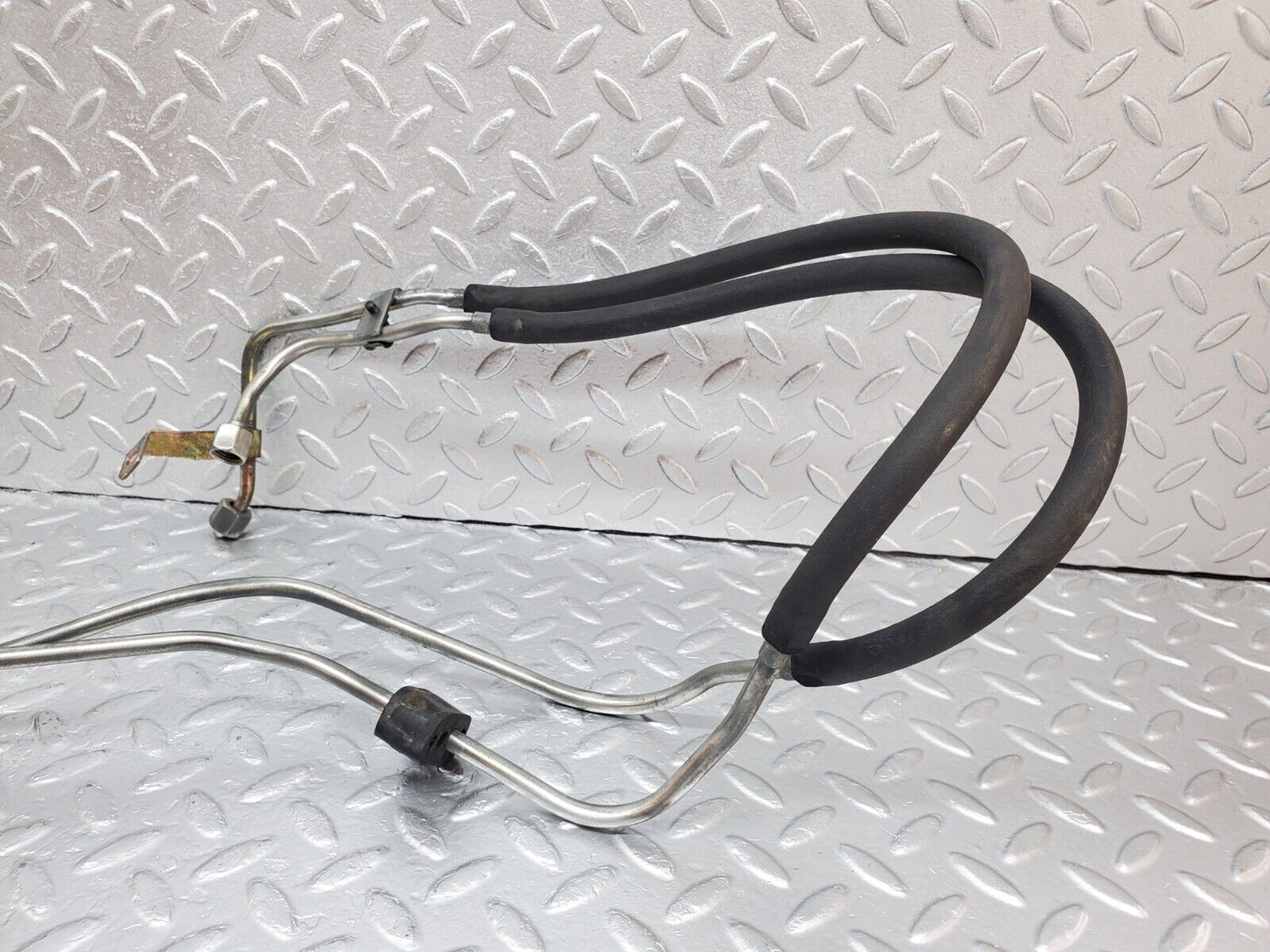 45813 Mercedes-Benz W126 420SE Fuel Hose Pipe