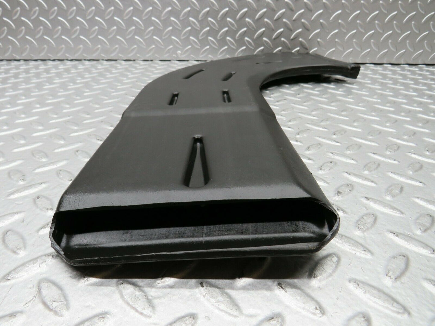 22037 Mercedes-Benz S123 280TE Wagon Heating Air Duct Right Side 1238311046