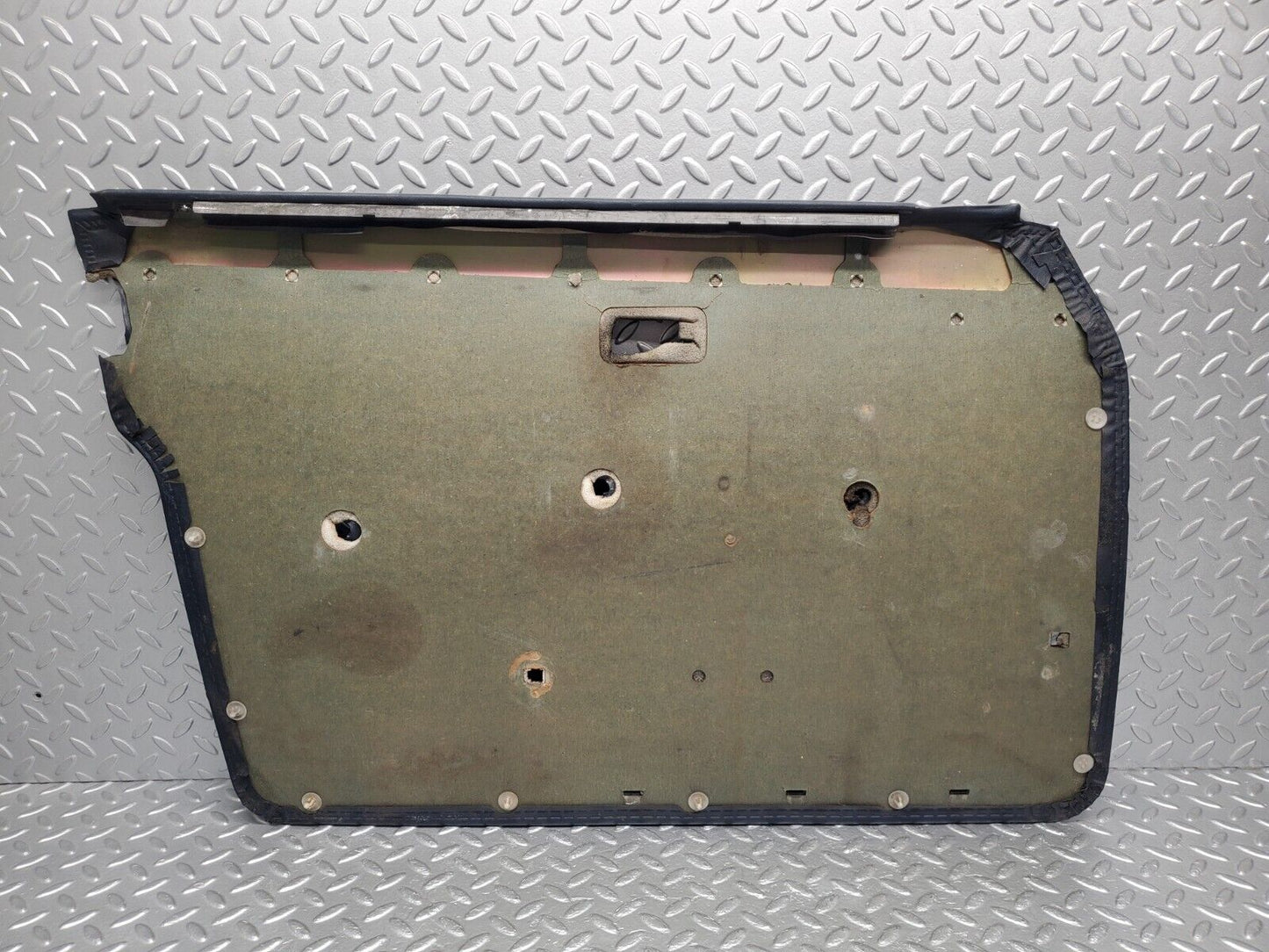 46683 Mercedes-Benz V123 240D LWB Front Right Door Card Blue