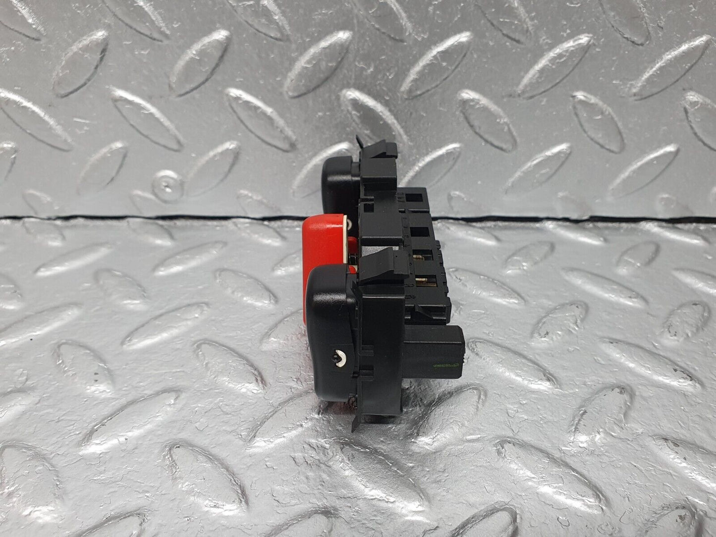 41866 Mercedes-Benz W202 C200 Hazard Warning Light Switch 2088200310