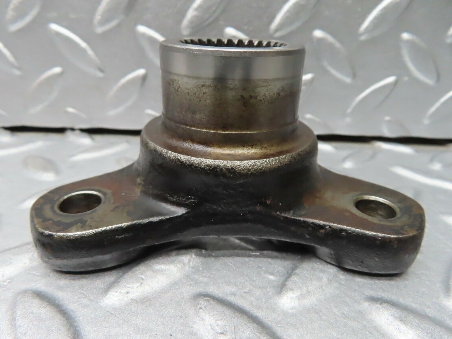 19780 Mercedes-Benz R107 450SL Automatic Gearbox Rear Flange 1152621145