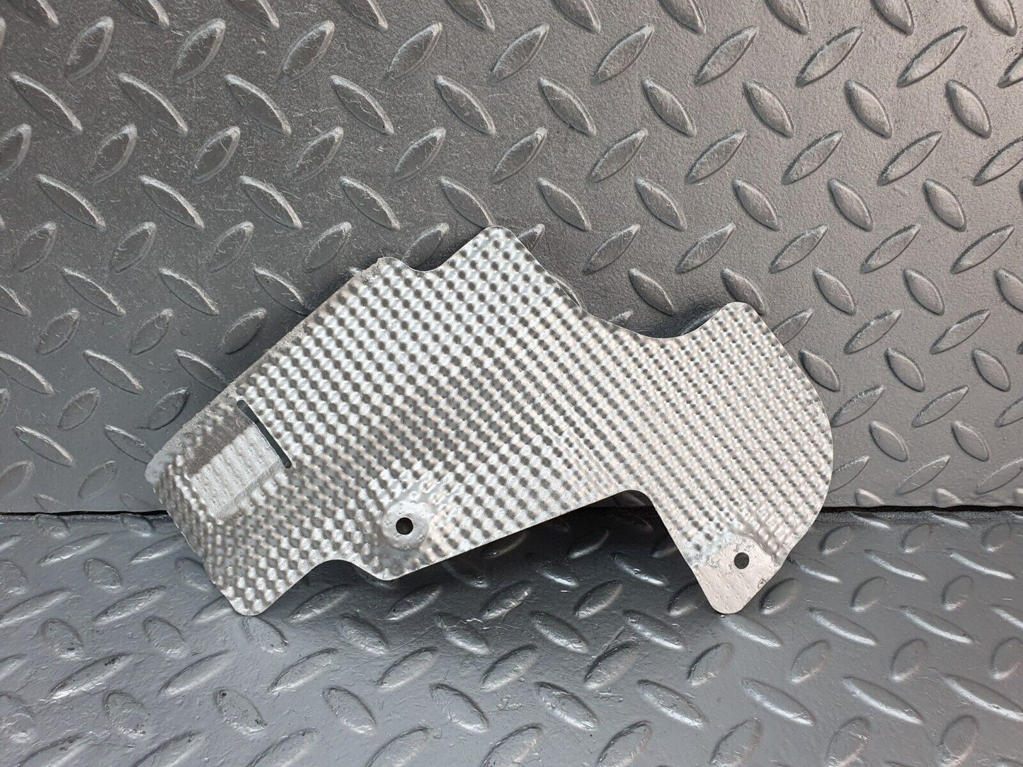 41892 Mercedes-Benz W202 C200 Exhaust Heat Shield