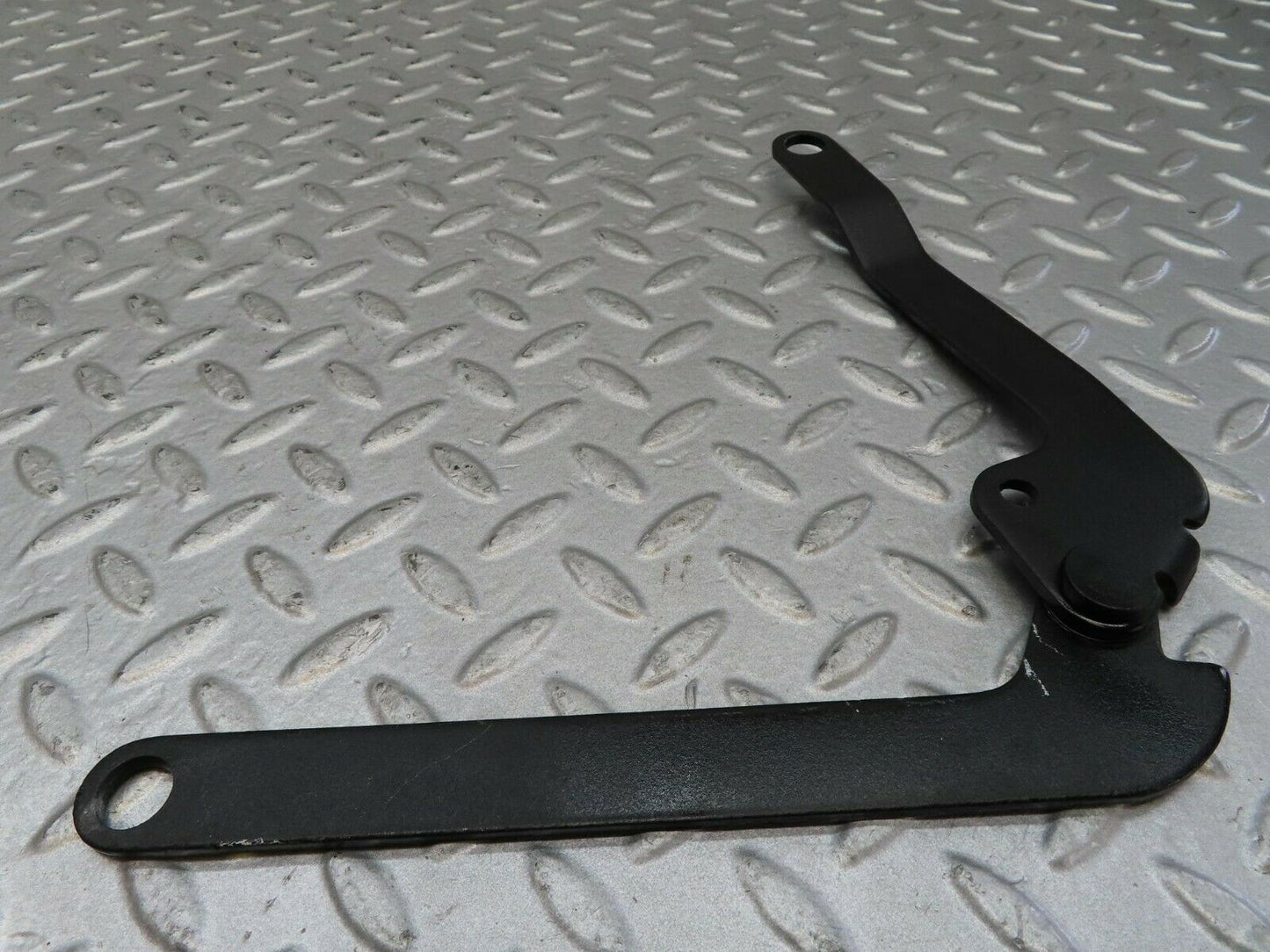16606 Mercedes-Benz C107 380SLC Bonnet Hinge Left Side