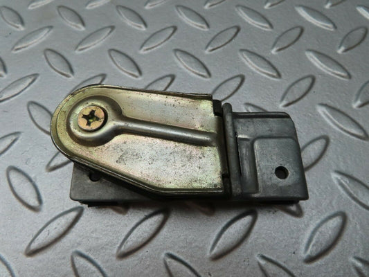 4139 Mercedes-Benz C123 280CE Fixing Clip To The Door Glass 1237250132