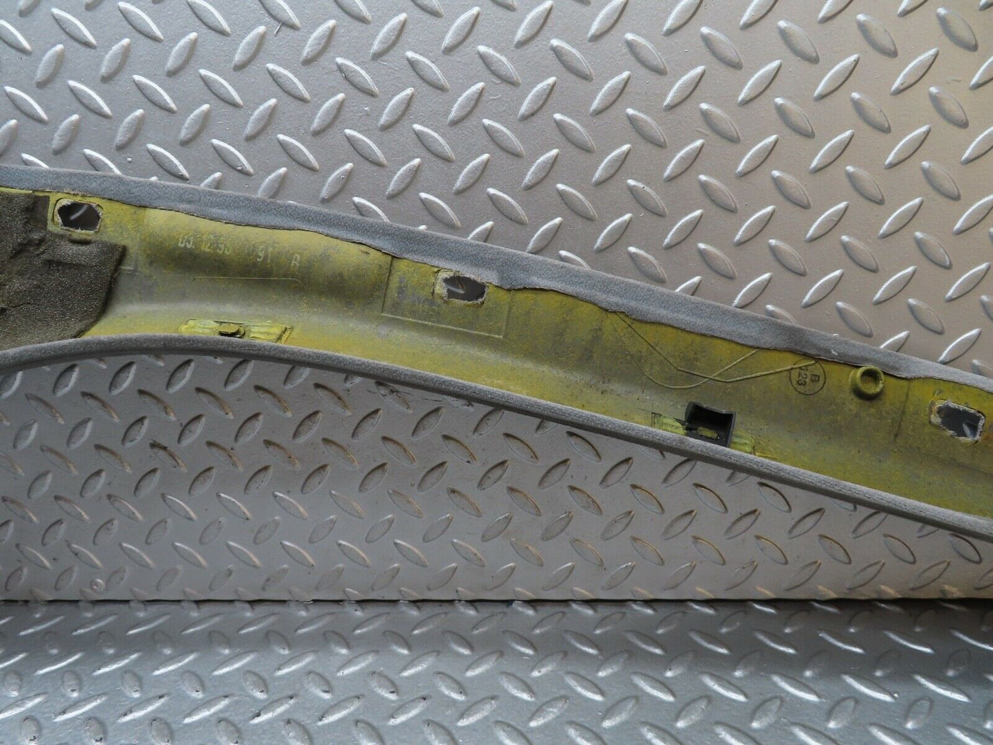 19308 Mercedes-Benz C140 CL420 Coupe C Pillar Cover Right Side Grey