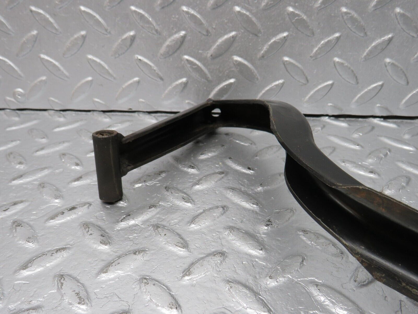 39912 Mercedes-Benz R107 350SL Soft Top Lid Hinge Left