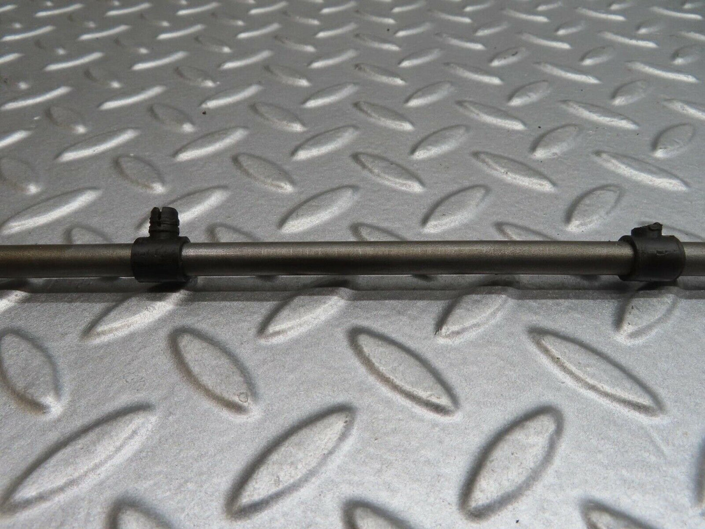 13360 Mercedes-Benz C107 350SLC Coupe Camshaft Oil Tube