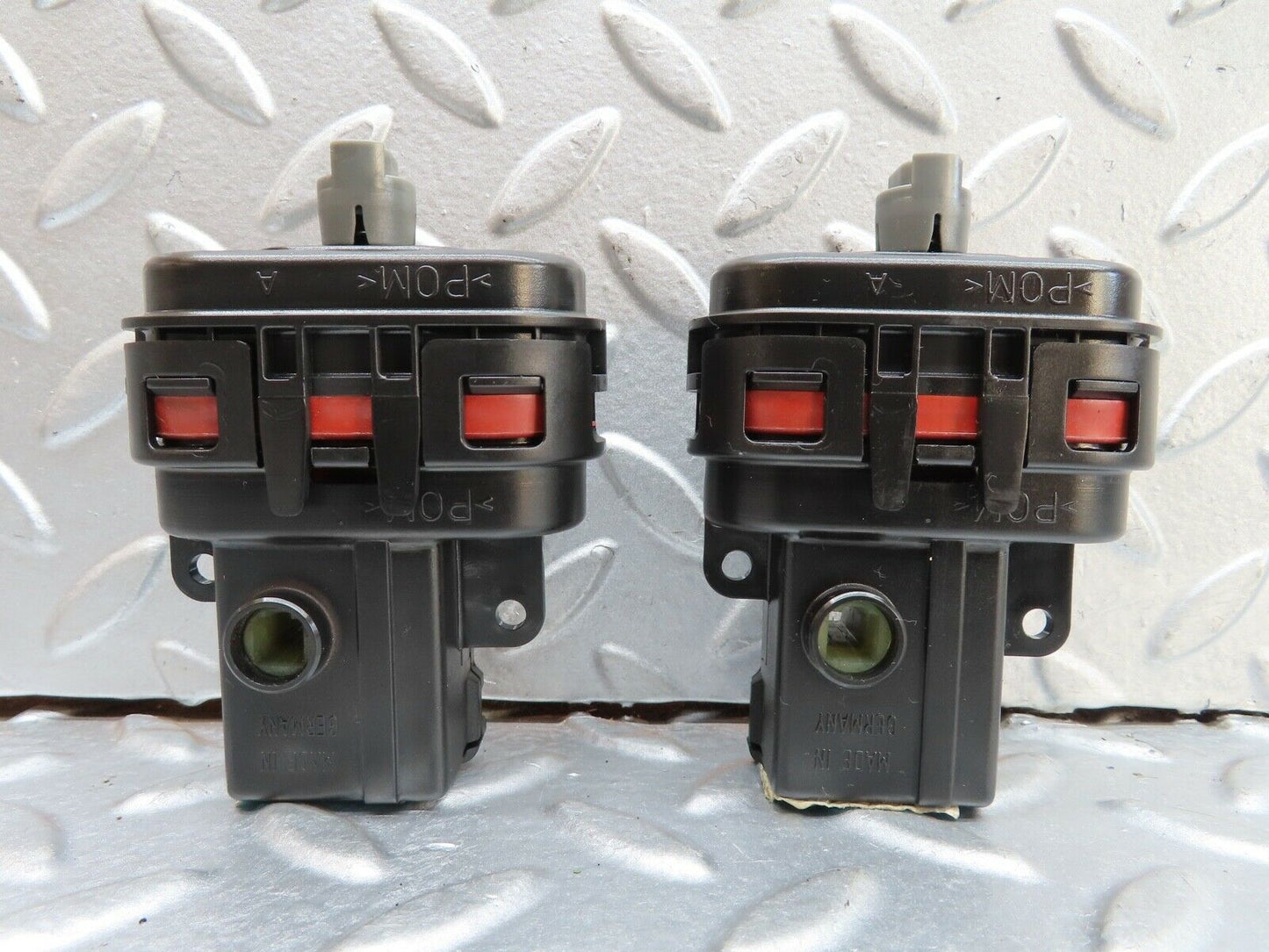 19366 Mercedes-Benz C140 CL420 Coupe 2x Heater Box Vacuum Actuator 9062600602