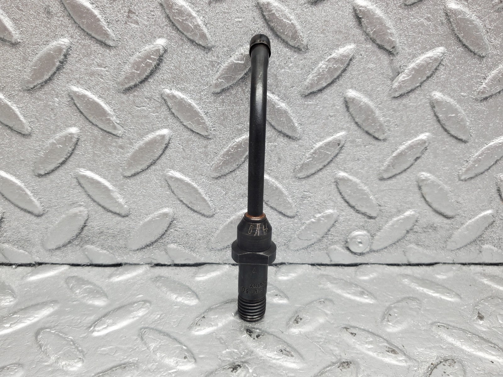 W112 fuel injector used OEM