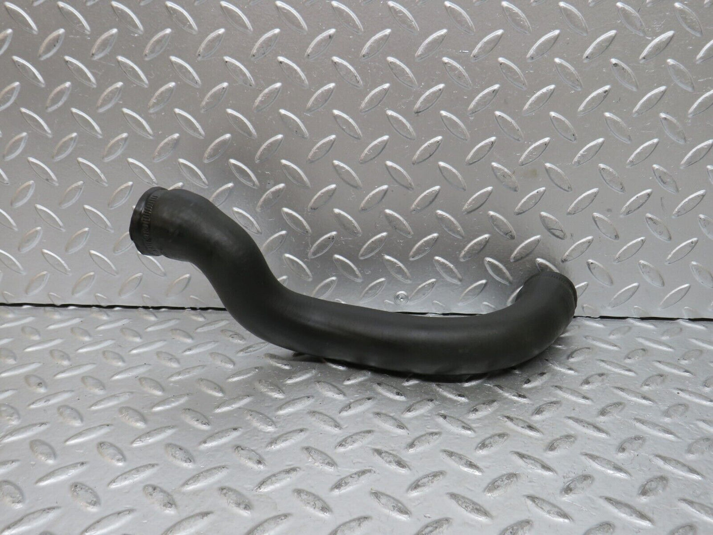 28089 Mercedes-Benz W123 280E Radiator Hose 1235011382