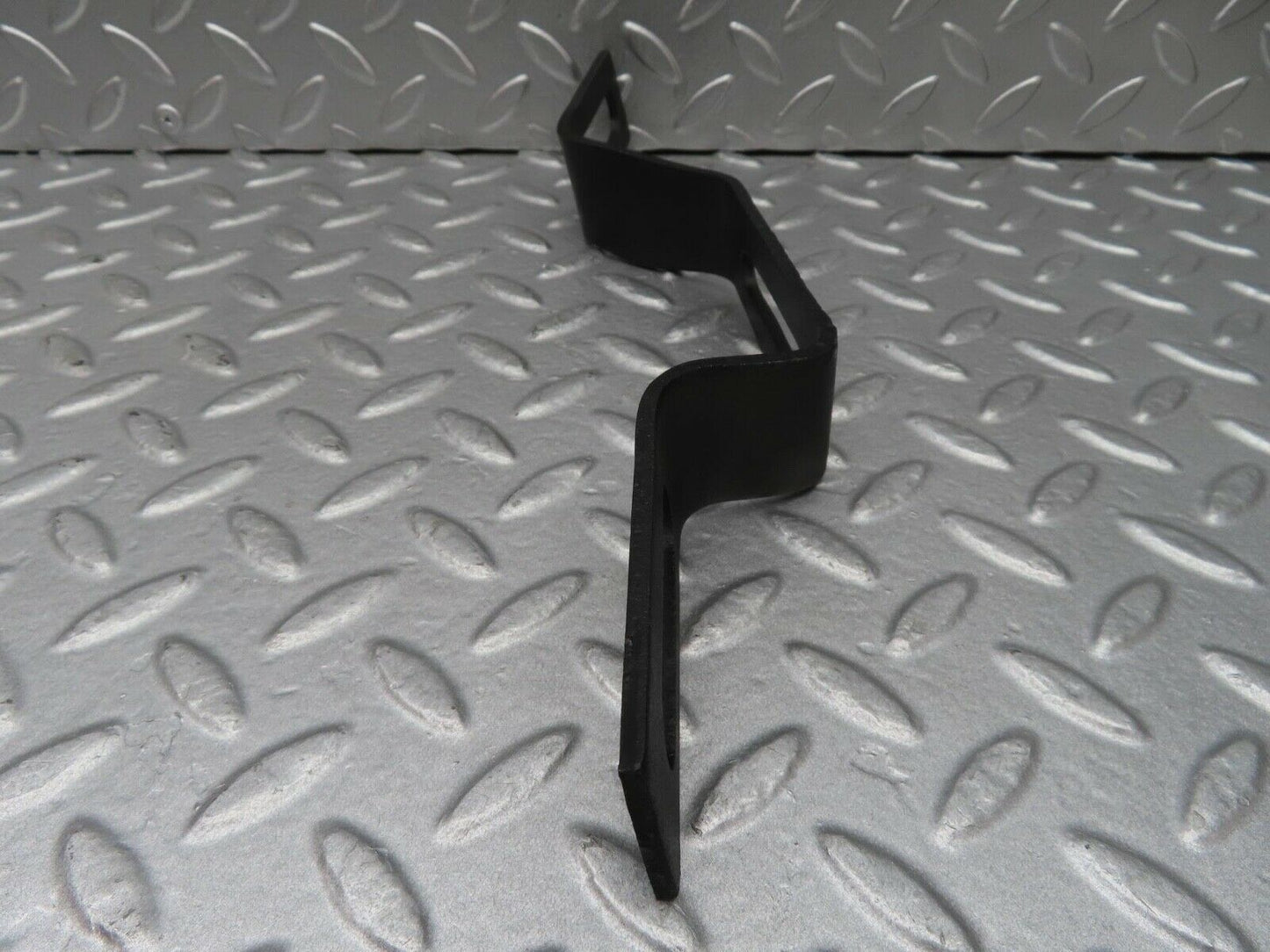 14167 Mercedes-Benz C107 280SLC Front Left Bumper Bracket Holder