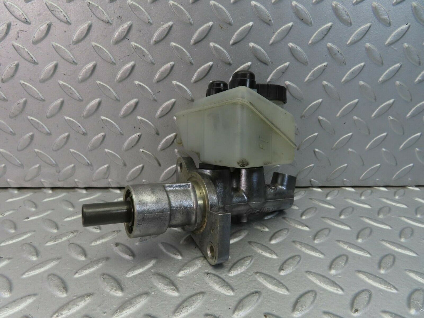 9413 Mercedes-Benz C124 300CE Coupe Brake Master Cylinder With Tank