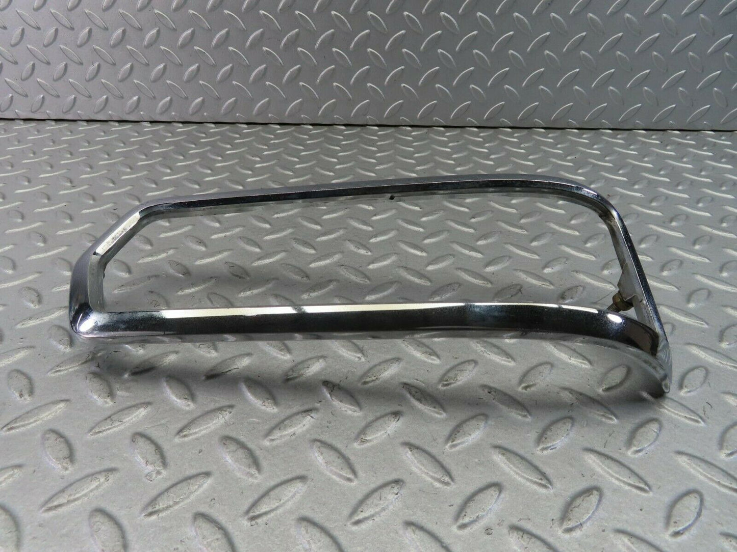 8100 Mercedes-Benz W108 Tail Light Chrome Frame Right 1088260259