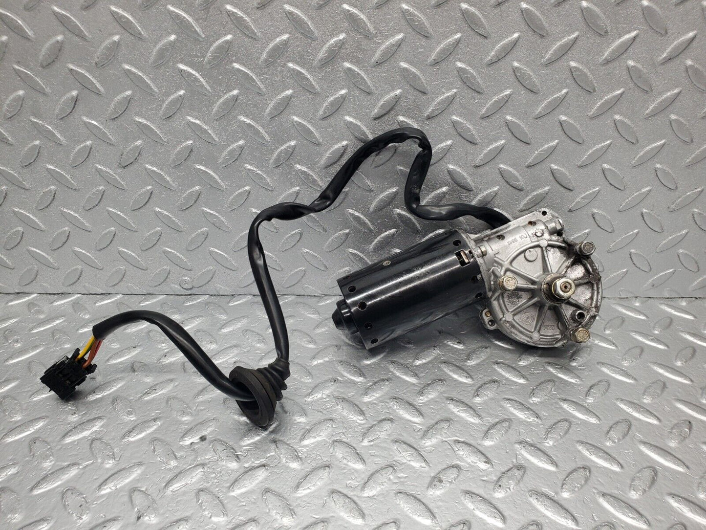 47022 Mercedes-Benz R129 320SL Coupe Windscreen Wiper Motor