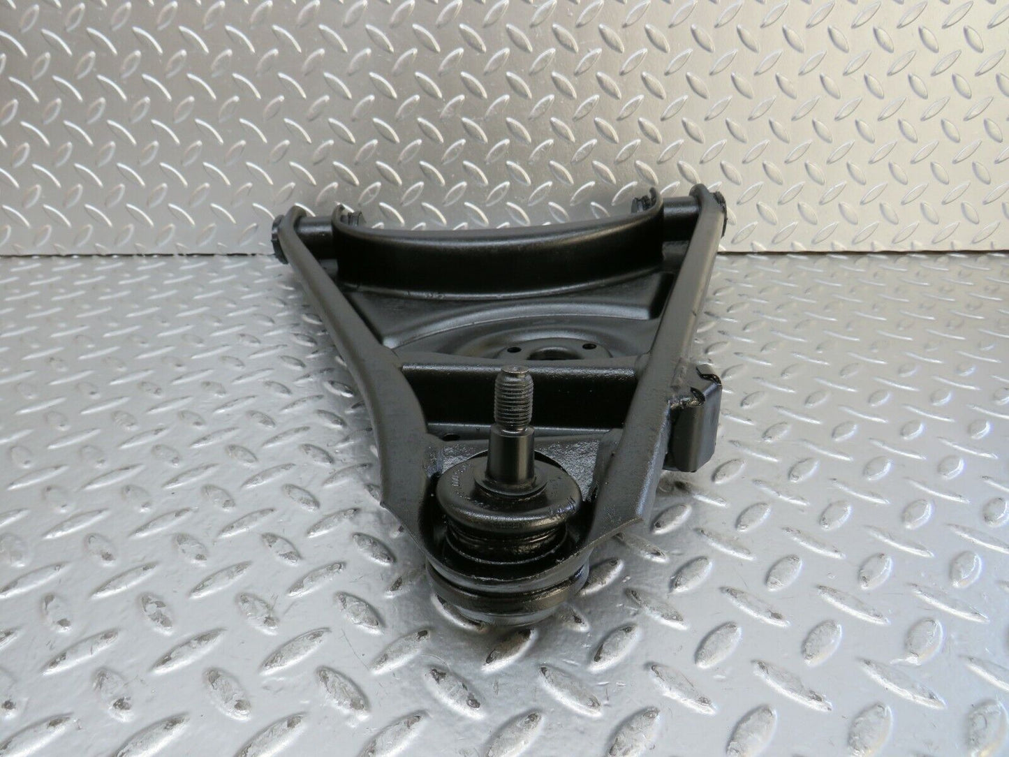 23843 Mercedes-Benz C107 450SLC Coupe Front Left Lower Control Arm
