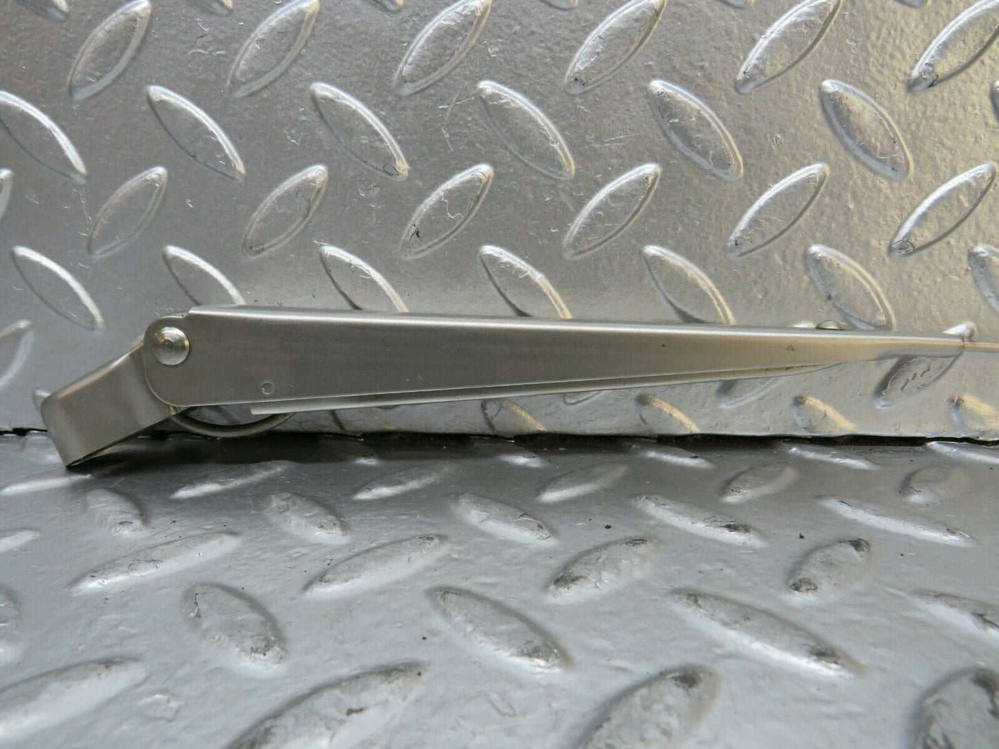 23223 Mercedes-Benz W116 350SE Wiper Arm Bosch Right Side