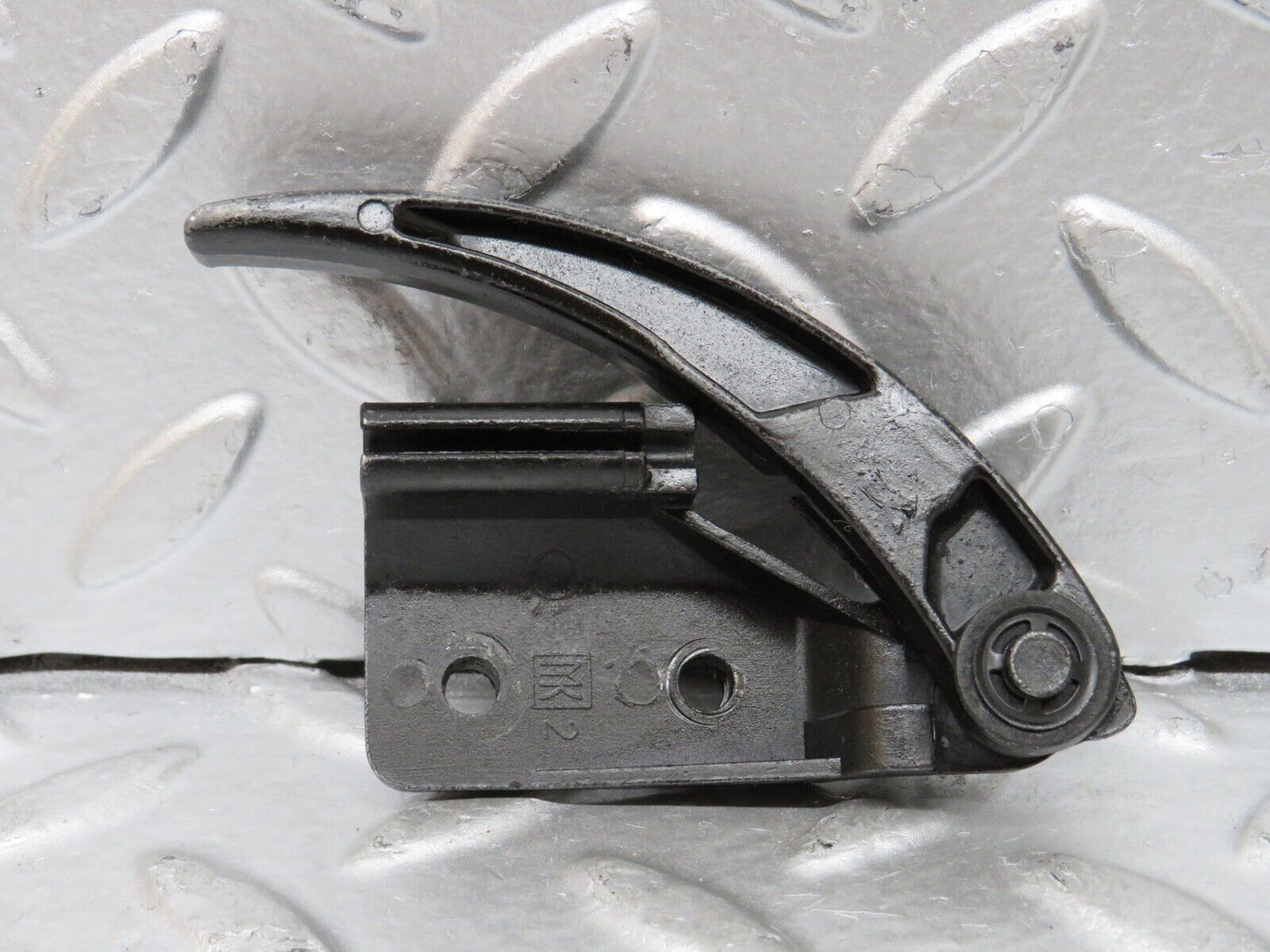 27255 Mercedes-Benz W123 280E Hood Opener Bonnet Opener Release