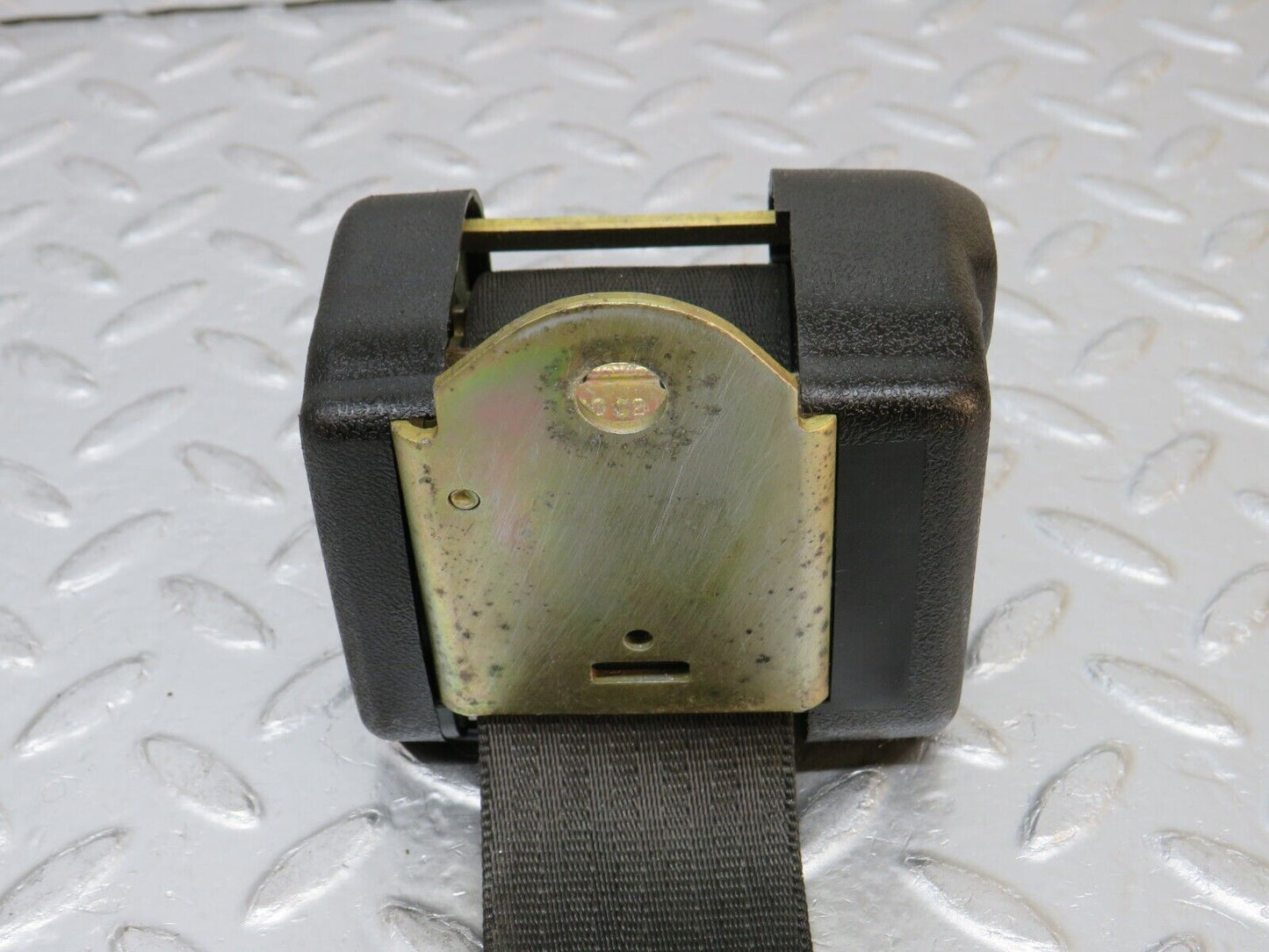 0599 Mercedes-BenzW123 230E Rear Left Seat Belt  1268608985