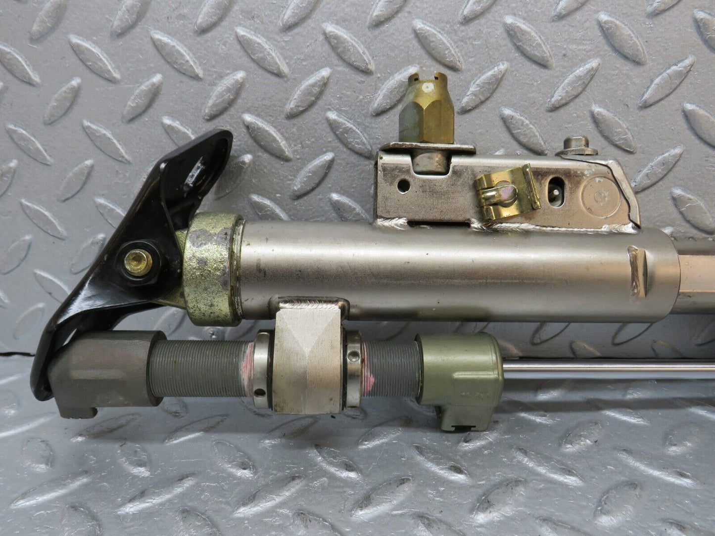 38501 Mercedes-Benz R129 280SL Coupe Roll Bar Hydraulic Cylinder Right 1298600435