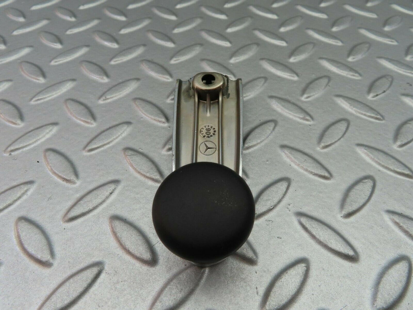 6966 Mercedes-Benz W201 Window Lifter Crank Handle
