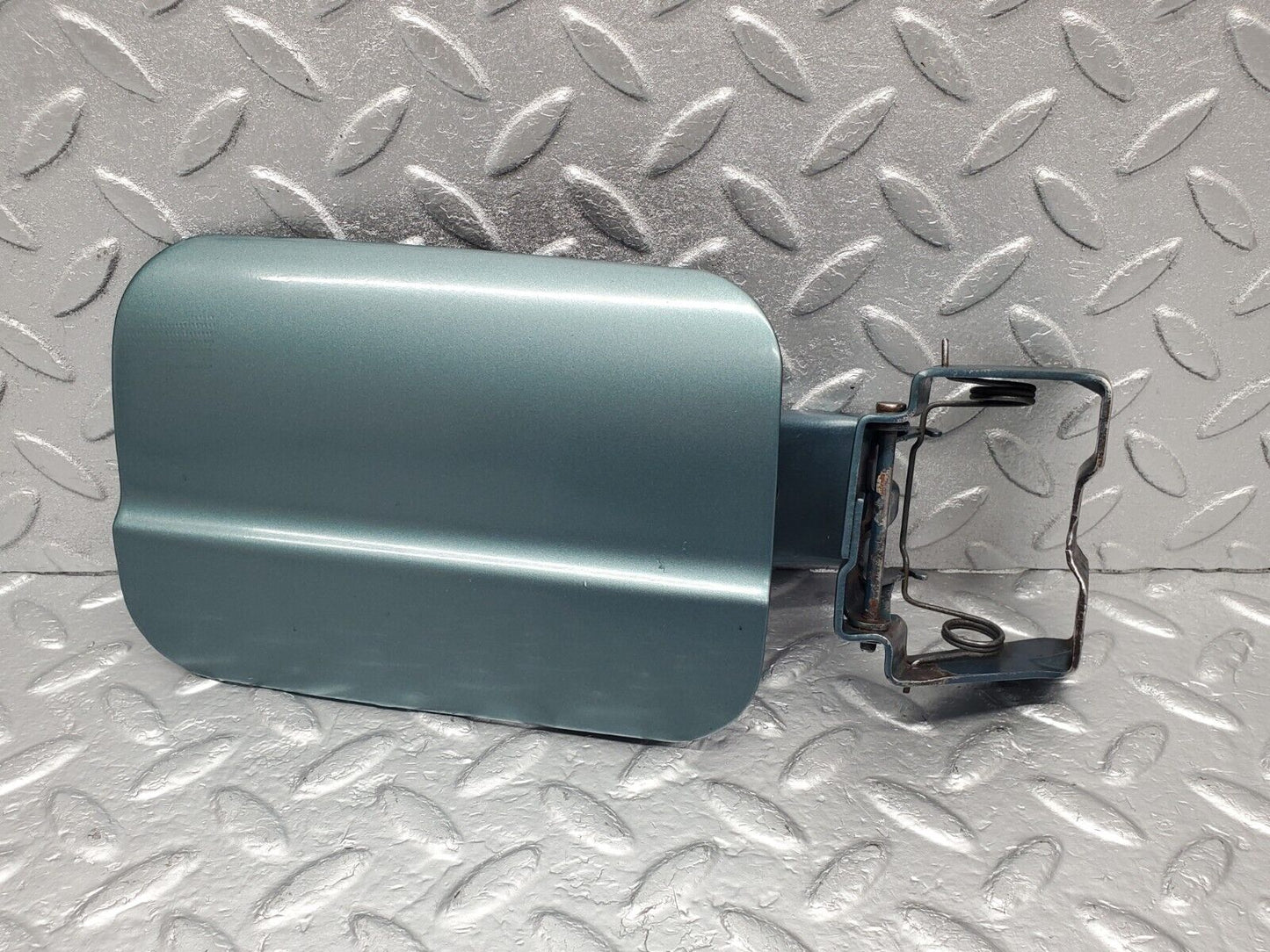 46482 Mercedes-Benz C123 280CE Coupe Fuel Tank Flap Cap 1235840039