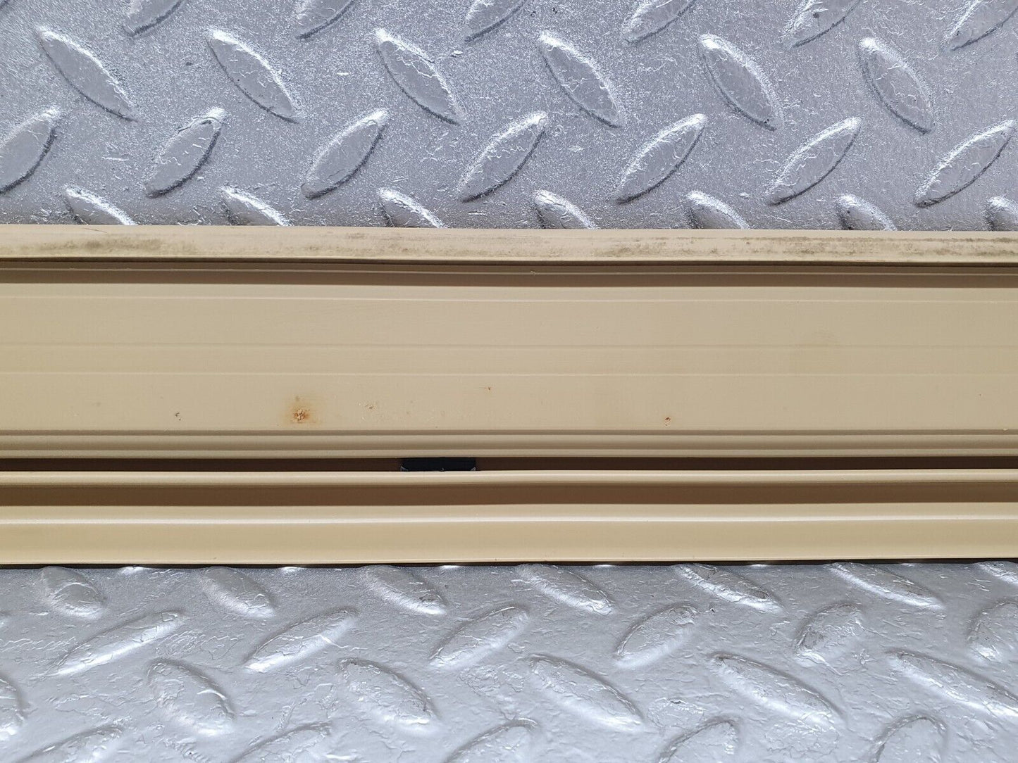 44094 Mercedes-Benz C123 230CE Coupe Right Door Sill Trim Beige