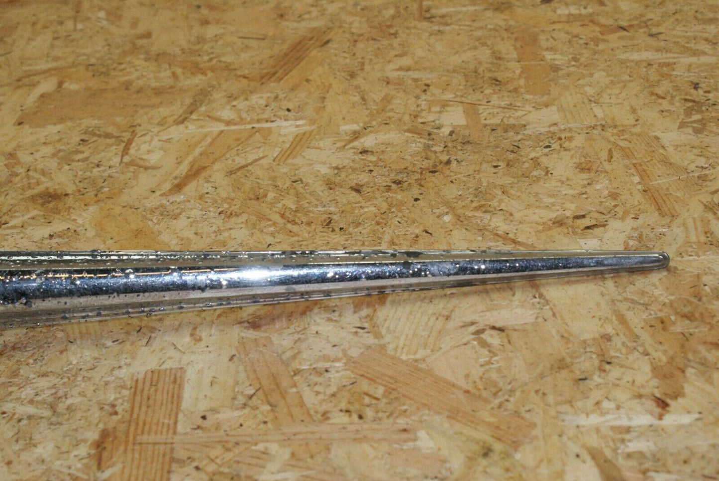2293 Mercedes-Benz W105 219 PONTON Top Fender Chrome  K13243