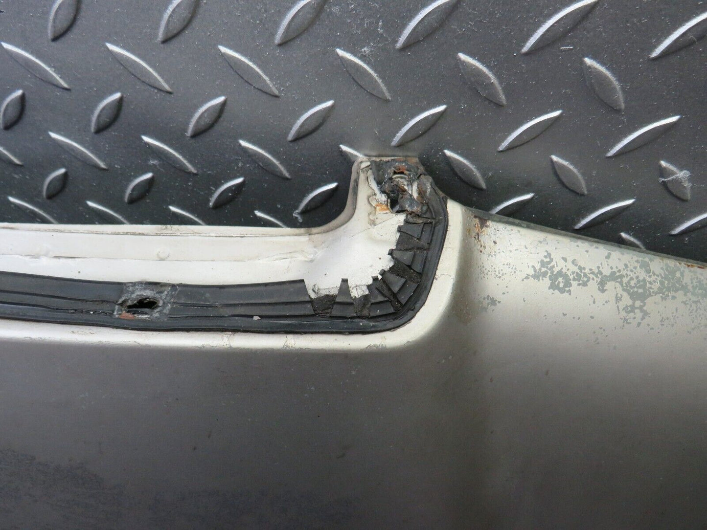 36763 Mercedes-Benz W201 190E 2.0L Bonnet