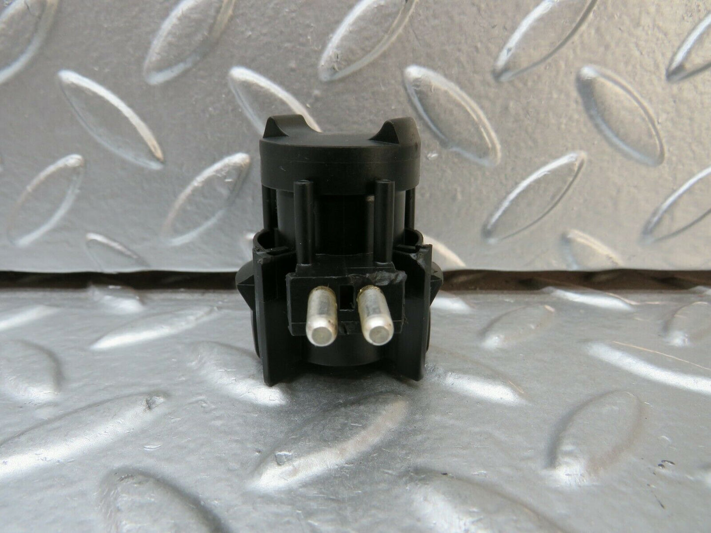 23976 Mercedes-Benz W123 280E Kick Down Switch 0015456314