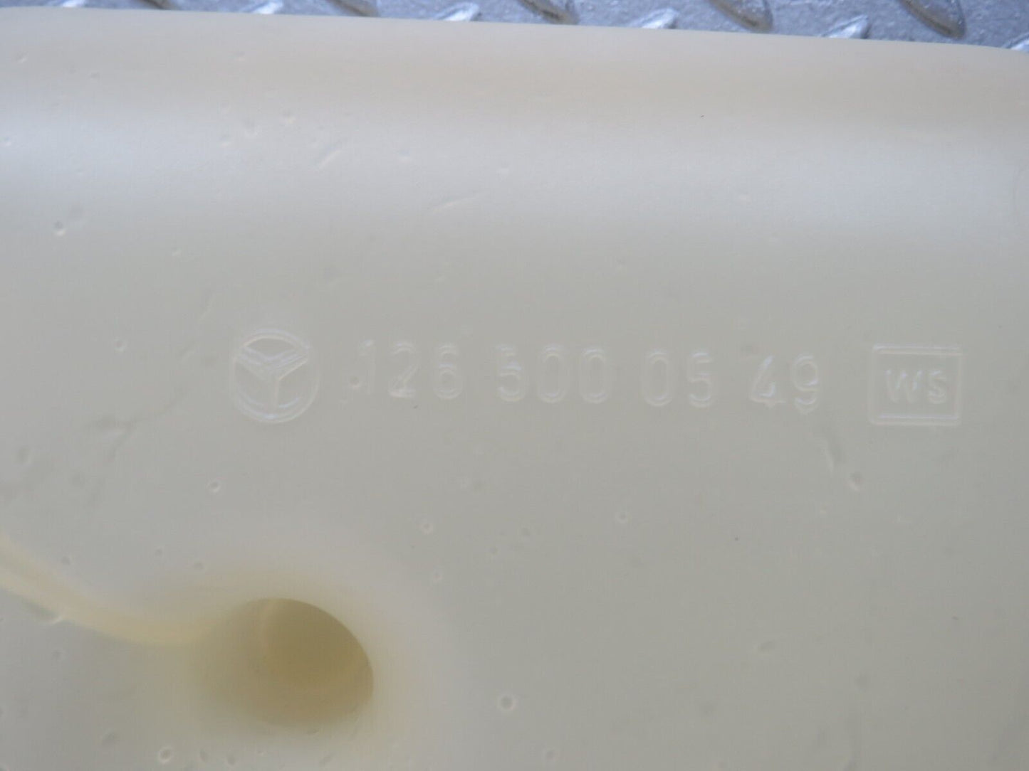36986 Mercedes-Benz C126 420SEC Coupe Coolant Expansion Tank 1265000549
