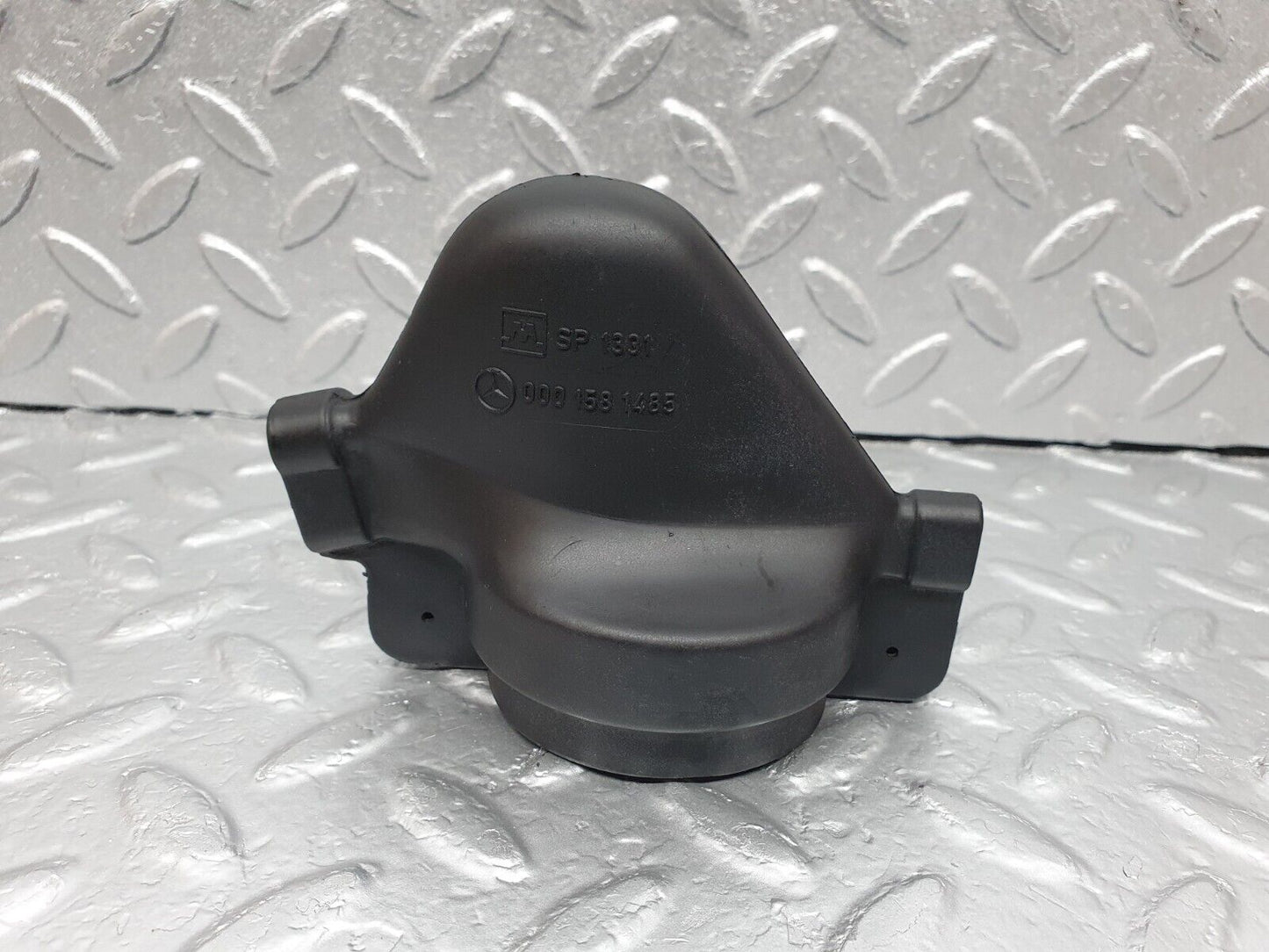 43101 Mercedes-Benz W123 280E Ignition Coil Cover 0001581485